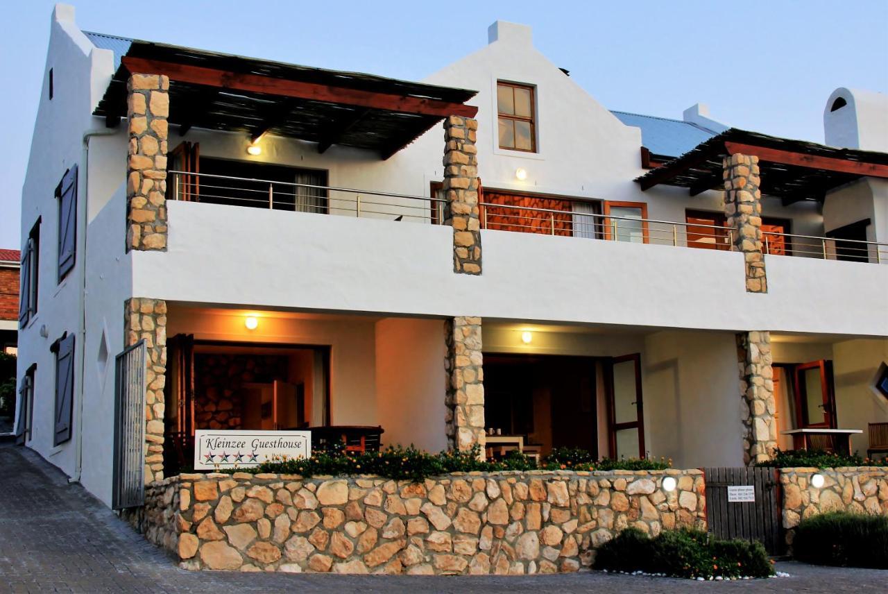Kleinzee Oceanfront Guesthouse Гансбай Экстерьер фото